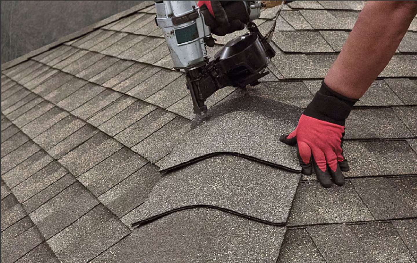 Pennsylvania Homes: Asphalt Shingles for Enduring Beauty and Value